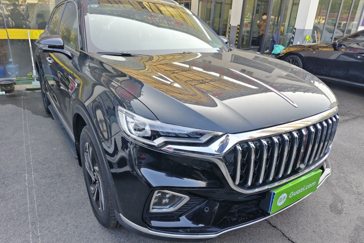 红旗HS5 2022款 改款 2.0T 智联旗享版车身外观3