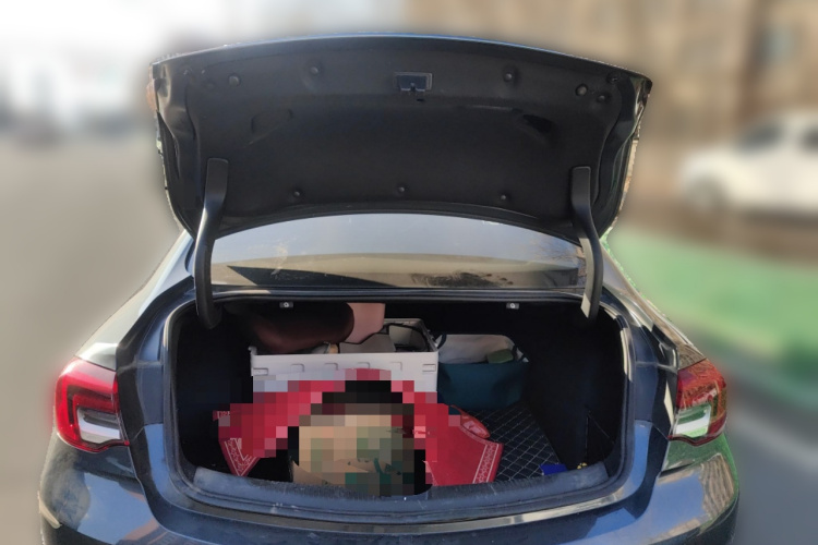 别克 君威 2020款 552T 精英型中控内饰23