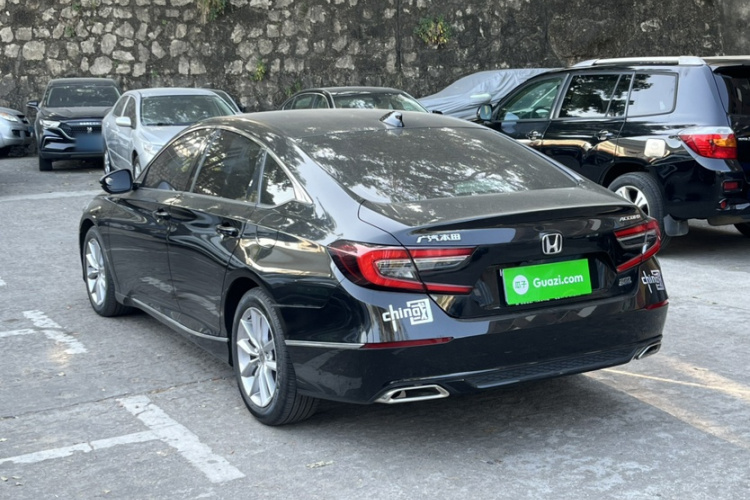 本田 雅阁 2022款 260TURBO 豪华版车身外观6001