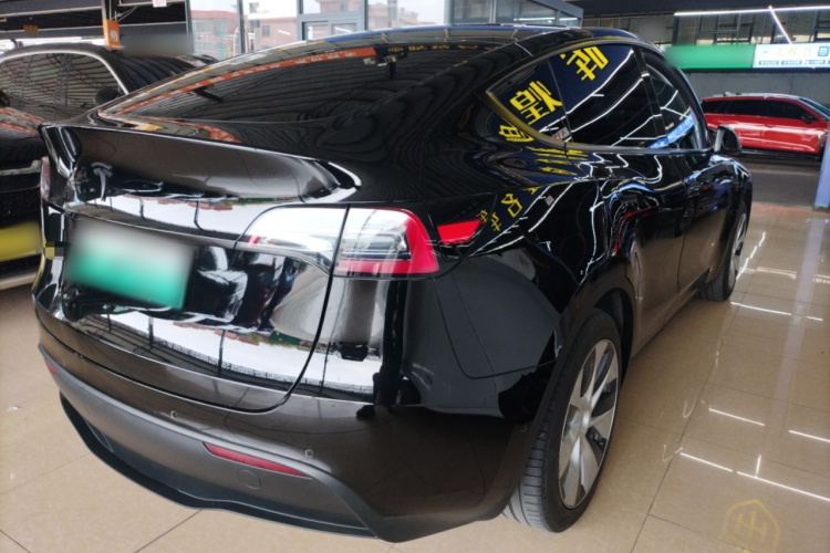 特斯拉 Model Y 2022款 改款 后轮驱动版车身外观6005