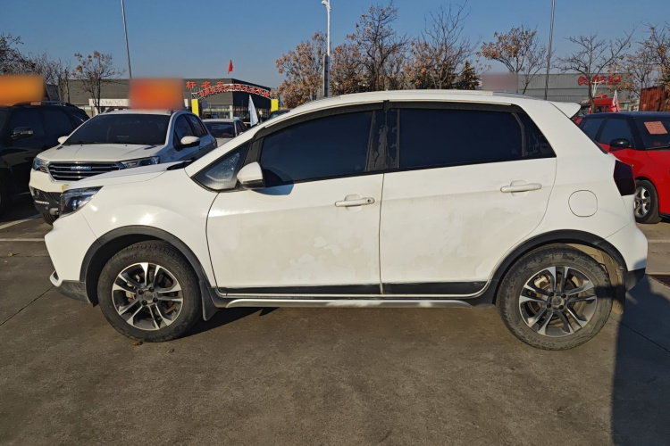 吉利汽车 远景X3 2019款 升级版 1.5L 手动尊贵型车身外观6003