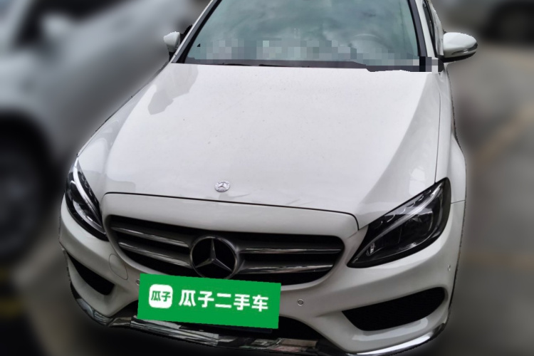 奔驰C级 2015款 改款 C 180 L 运动型车身外观2