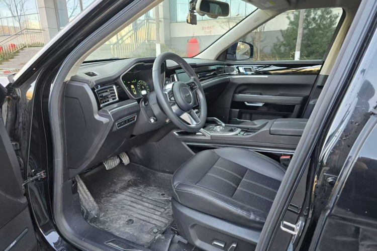 众泰T700 2017款 1.8T 双离合尊贵型中控内饰7003