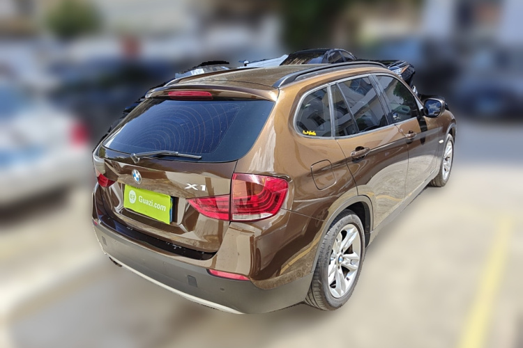 宝马X1 2012款 sDrive20i 领先型车身外观6005