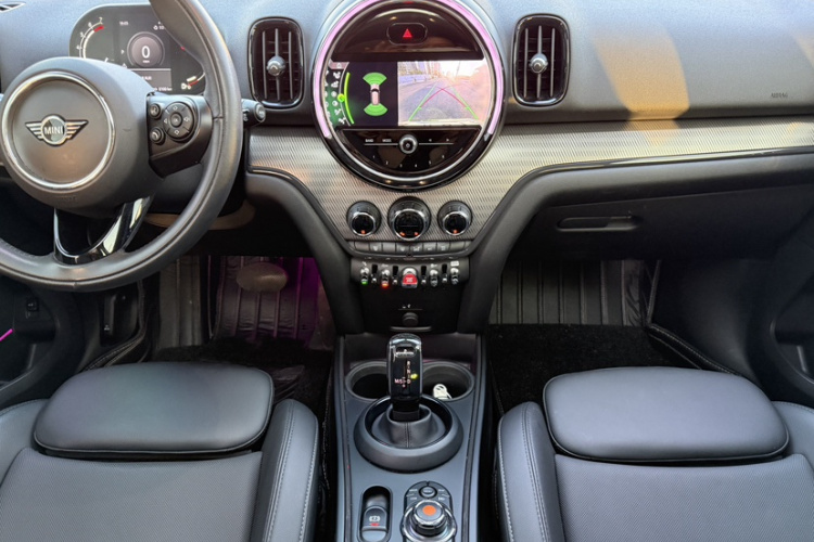 MINI Countryman 2021款 1.5T COOPER 鉴赏家中控内饰7015