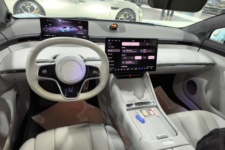 鸿蒙智行 智界S7 2024款 Ultra 四驱旗舰版中控内饰12