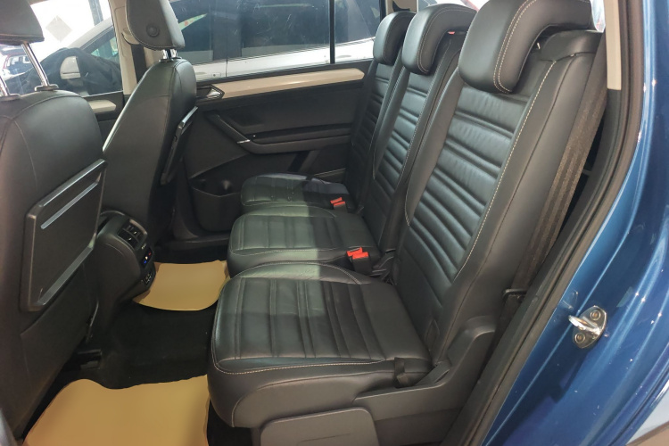 大众 2018款 途安L 280TSI DSG拓界版 7座 国V中控内饰21