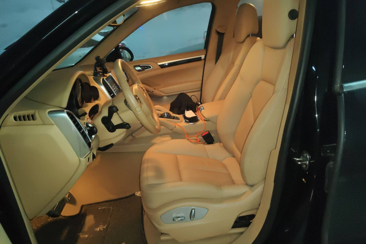 保时捷 2011款 Cayenne 3.0T局部细节19