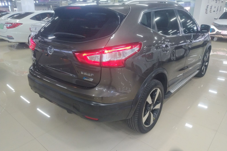 日产 逍客 2017款 2.0L CVT智享版 国V车身外观6005