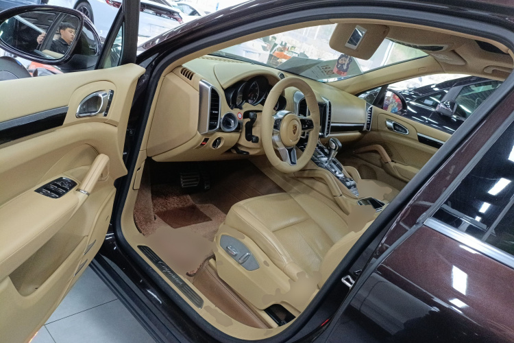 保时捷 2016款 Cayenne 3.0T中控内饰20