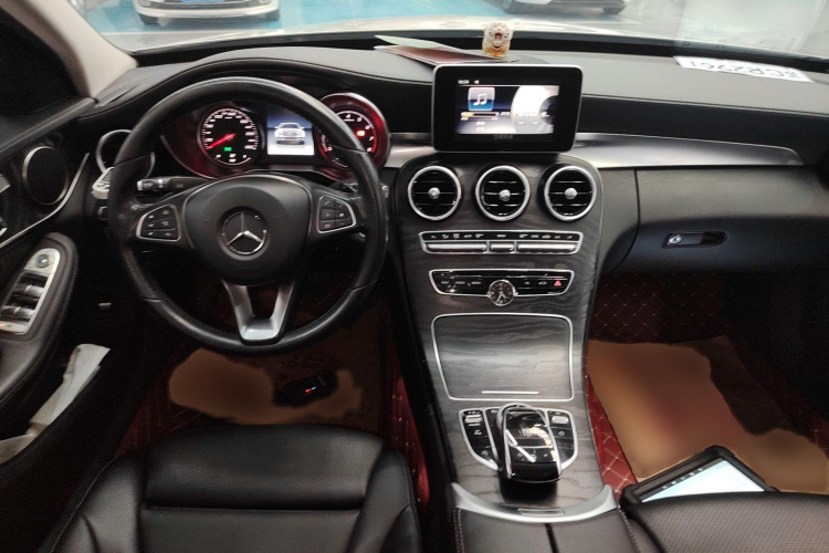 奔驰C级 2017款 改款 C 200 L 运动版中控内饰7002