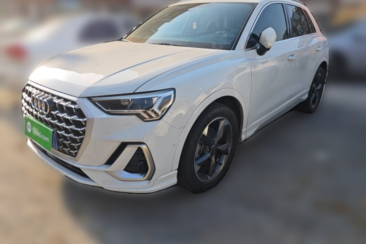 奥迪Q3 2024款 35 TFSI 时尚动感型车身外观1