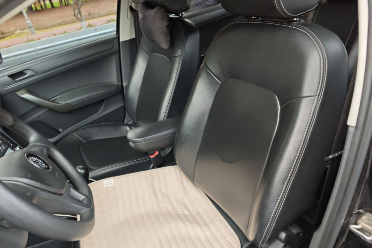 大众 桑塔纳 2016款 1.6L 手动风尚版中控内饰19