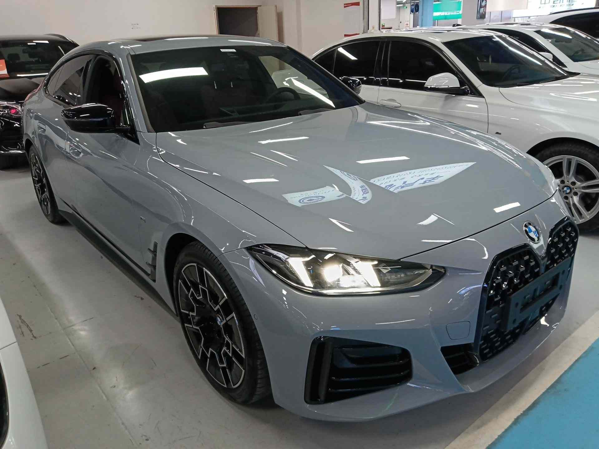 宝马4系 2024款 430i Gran Coupe M运动曜夜套装(5)