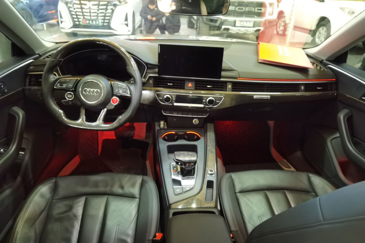 奥迪A5 2021款 Sportback 40 TFSI 时尚致雅型中控内饰12