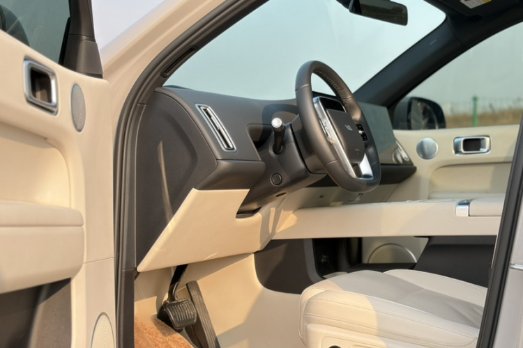 理想汽车 理想L6 2024款 Max中控内饰7007