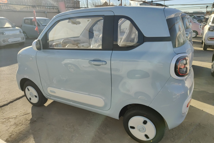 奔腾小马 2026款 222km 萌趣马 Plus车身外观4