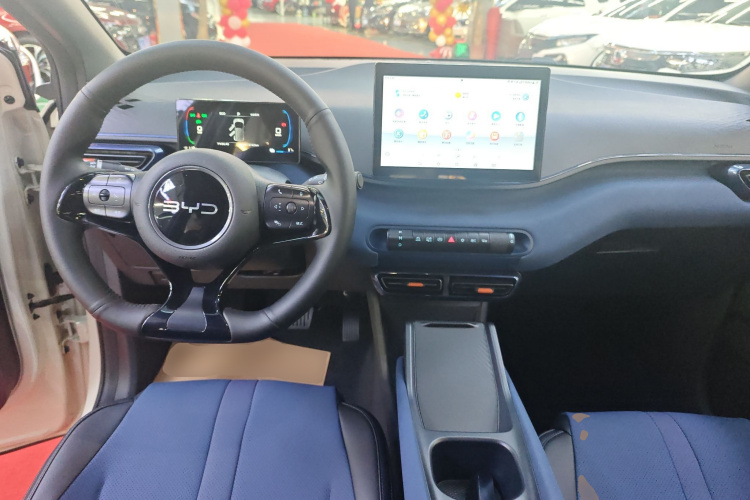比亚迪 海鸥 2024款 荣耀版 305km 活力版中控内饰12