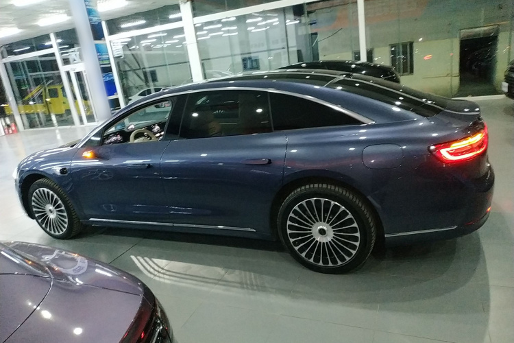 鸿蒙智行 享界S9 2025款 增程 Ultra车身外观6003