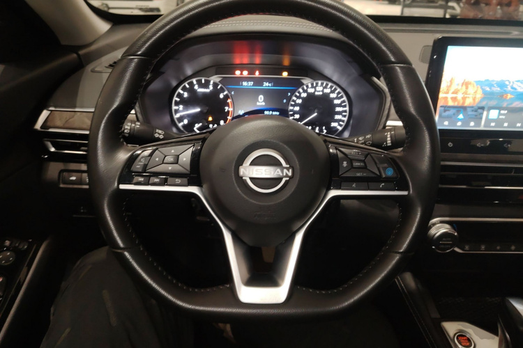 日产 天籁 2022款 2.0L XL-Upr 优享版中控内饰13