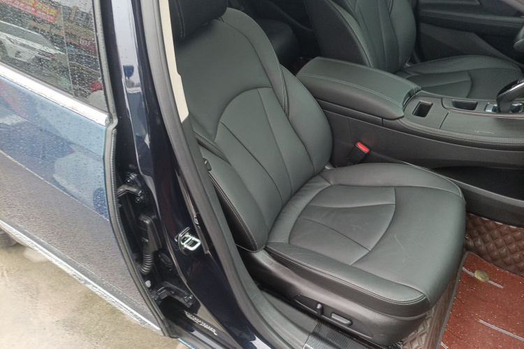 别克 君越 2022款 652T 豪华型局部细节41