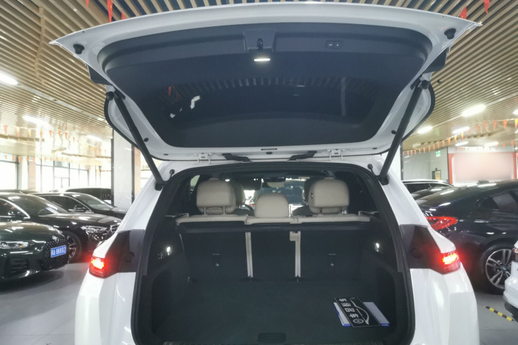 理想汽车 理想L7 2023款 Pro机舱底盘23