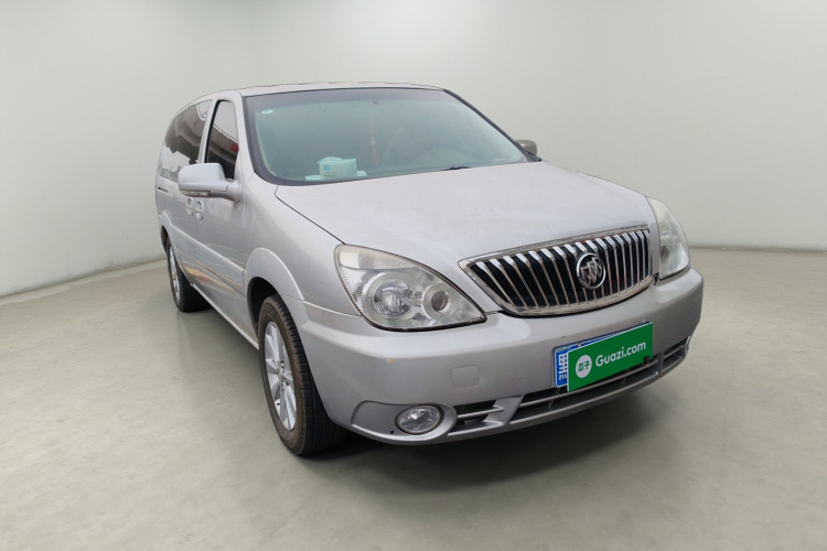 别克GL8 2014款 2.4L 经典版车身外观3