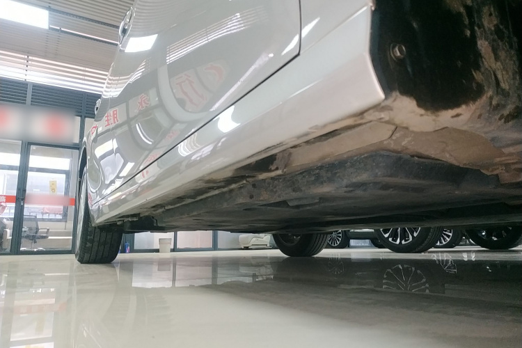 丰田 凯美瑞 2021款 2.0G 豪华版局部细节9001