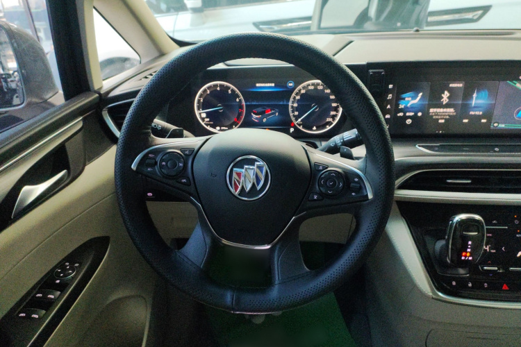 别克GL8 2023款 ES陆尊 舒适型中控内饰13