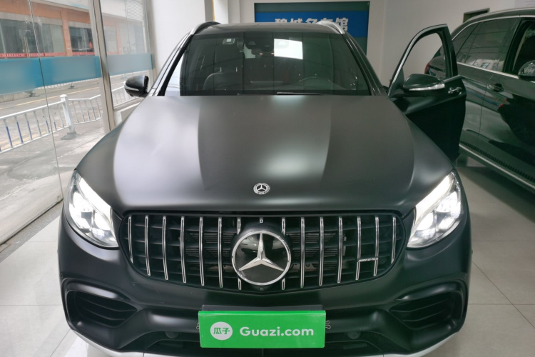 奔驰GLC AMG 2018款 AMG GLC 63 4MATIC+车身外观2