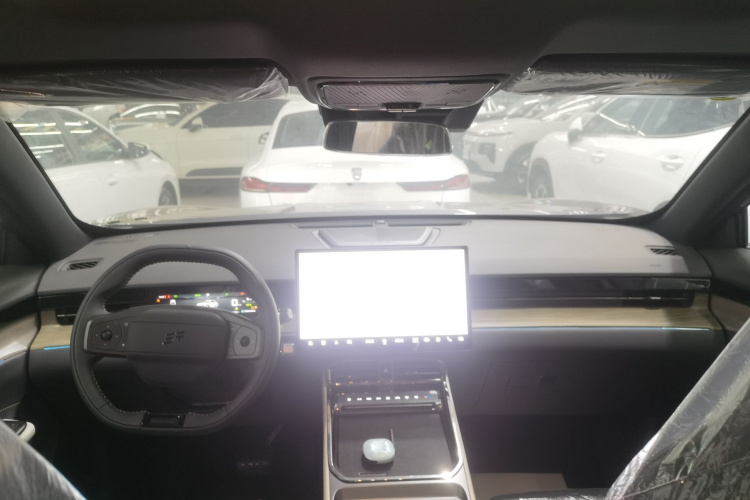 捷途山海L6 2024款 1.5TD DHT MAX中控内饰12