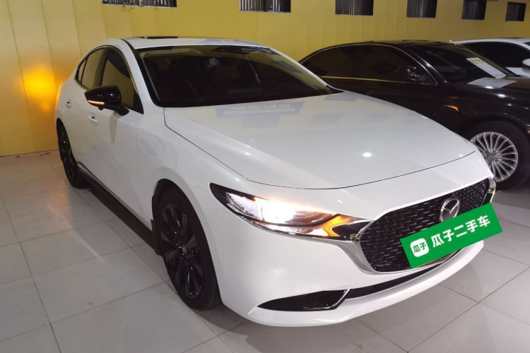 马自达3 昂克赛拉 2023款 2.0L 自动质臻版车身外观3