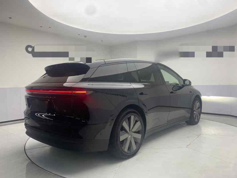 理想汽车 理想i6 2025款 四驱标准版(5)