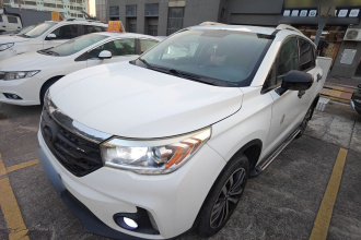 广汽传祺 传祺GS4 2017款 235T 手动两驱豪华版