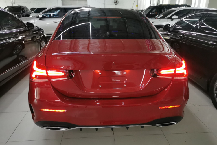 奔驰A级 2021款 A 200 L 运动轿车时尚型车身外观6004