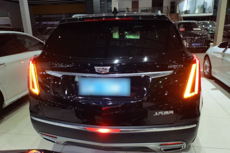 凯迪拉克XT5 2020款 改款 28T 豪华型车身外观6