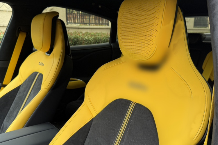 小米汽车 小米SU7 Ultra 2025款 Ultra中控内饰7005