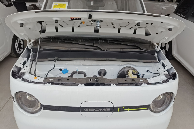 吉利银河 熊猫 2025款 210km 元气熊机舱底盘24