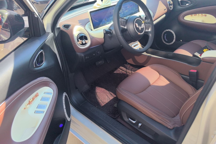 五菱汽车 五菱缤果 2023款 333km 灵犀互联款中控内饰20