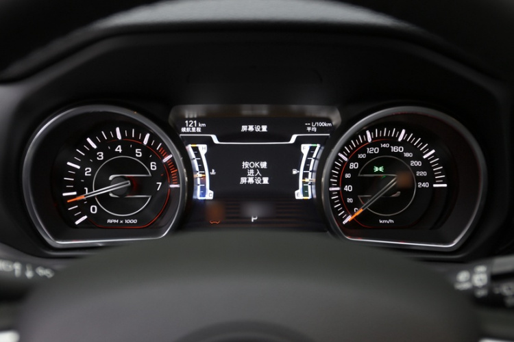 Jeep 大指挥官 2018款 2.0T 四驱悦享版 国VI局部细节14