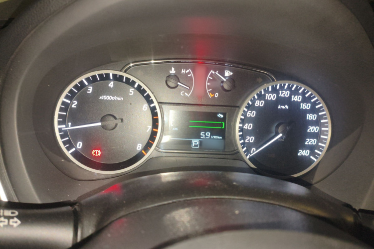 日产 轩逸 2018款 1.6XV CVT尊享版局部细节14