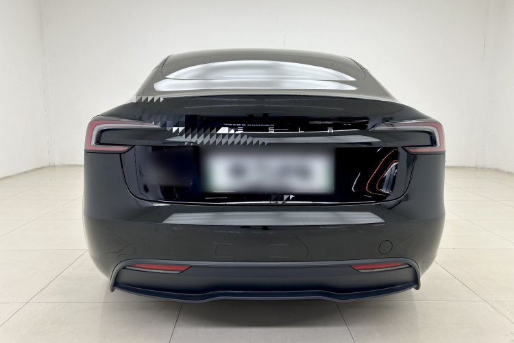 特斯拉 Model 3 2023款 后轮驱动版车身外观6008