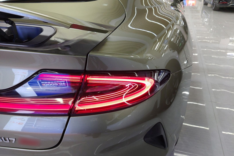 小米汽车 小米SU7 2024款 四驱Max创始版车身外观9