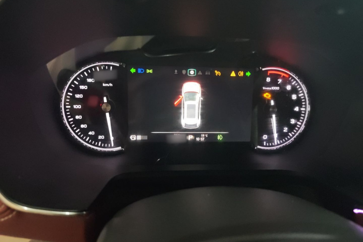 荣威RX5 2016款 30T 四驱自动互联网智尊版局部细节14