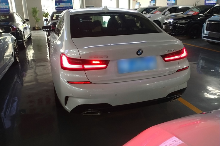 宝马3系 2021款 325Li M运动套装车身外观6