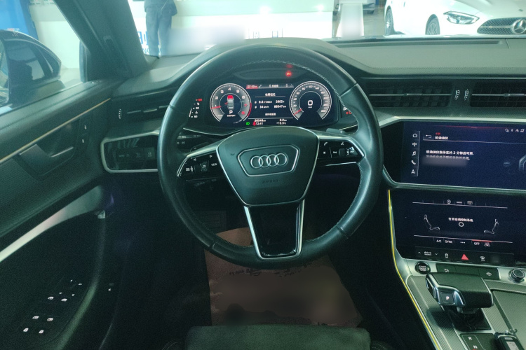 奥迪A6L 2021款 45 TFSI 臻选动感型中控内饰13