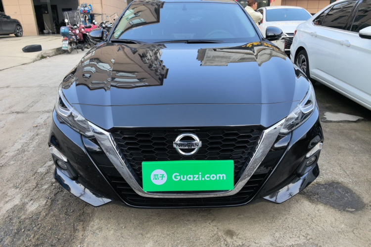 日产 天籁 2021款 2.0L XE 专享版车身外观2