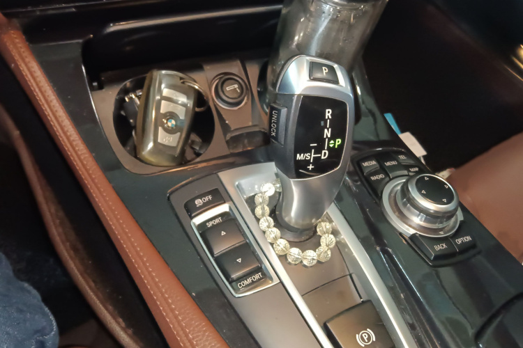 宝马5系 2014款 520Li 典雅型局部细节18