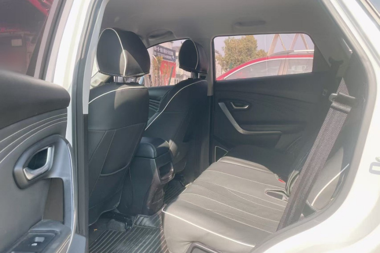 捷途X70 2018款 1.5T 手动畅行版中控内饰7003