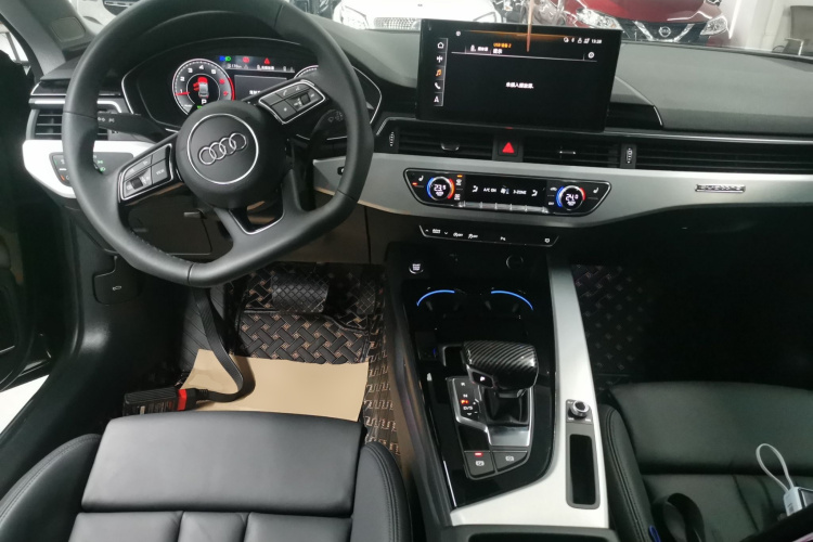 奥迪A5 2024款 Sportback 40 TFSI quattro 豪华动感型中控内饰12